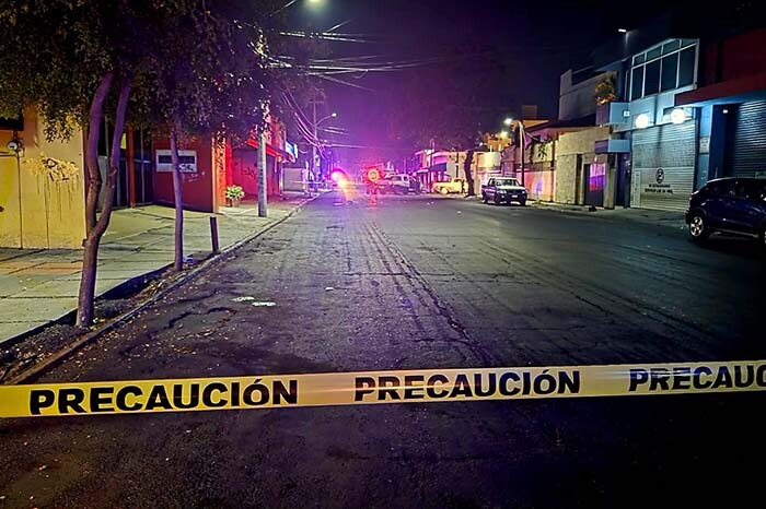 Asesinan a un hombre en calles de la colonia Jardinadas, en Zamora; el número 23 del mes