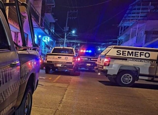 Asesinan a un hombre frente a su domicilio