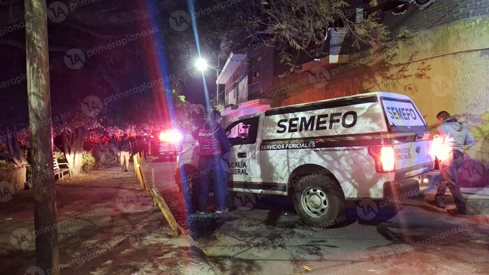 Ataque armado deja un hombre muerto y una mujer herida, en Uruapan