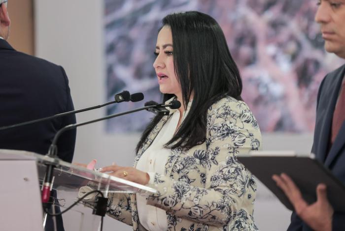 Atiende Sedum red de agua en av. Amalia Solórzano: Gladyz Butanda