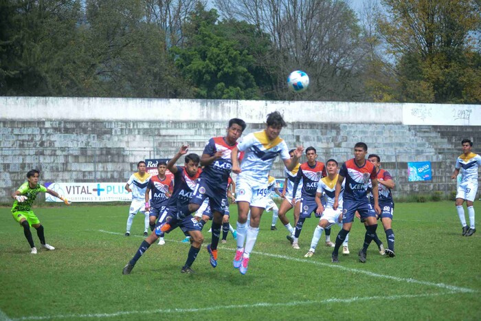 Atlético Morelia-Universidad Michoacana vence de visita a Halcones de Uruapan