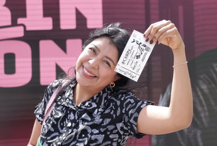 Aún hay boletos en cancha y gradas para el concierto de Carín León