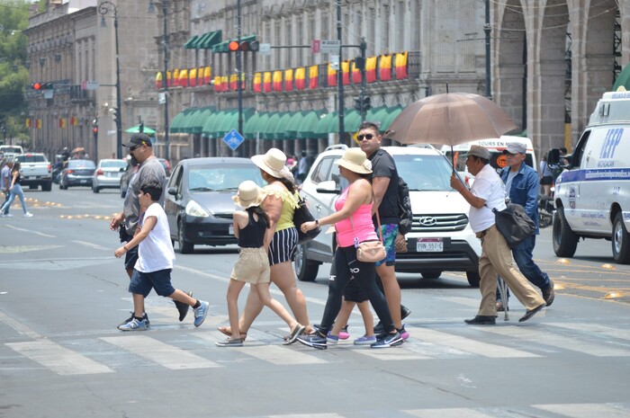 Aún sin ola de calor, Michoacán tendrá hasta 45°C este martes