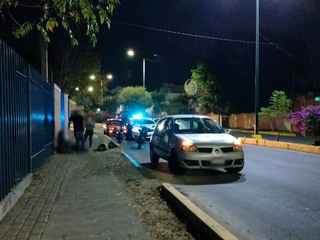 Auto y moto protagonizan choque en la Av. Villa Universidad; hay 1 herido