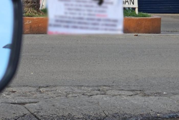 Autoridades aseguran 3 narcomantas colocadas en puntos de Buenavista Tomatlán