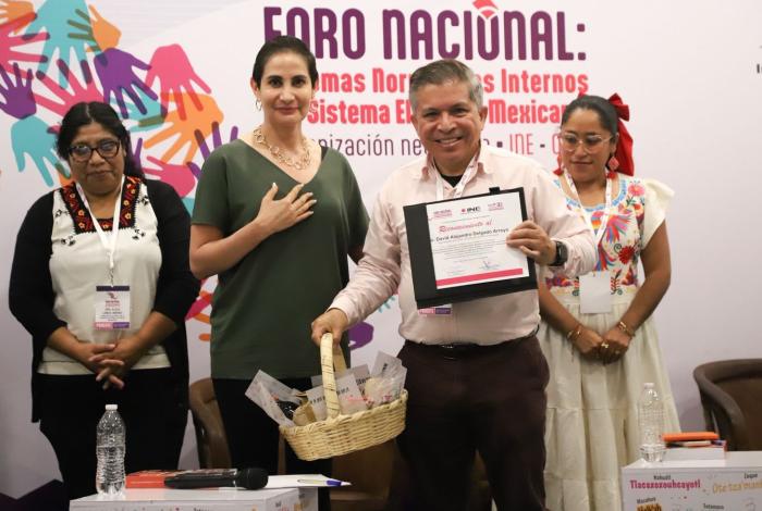 Autoridades electorales analizan experiencias y desafíos en contextos indígenas durante el primer día del Foro Nacional