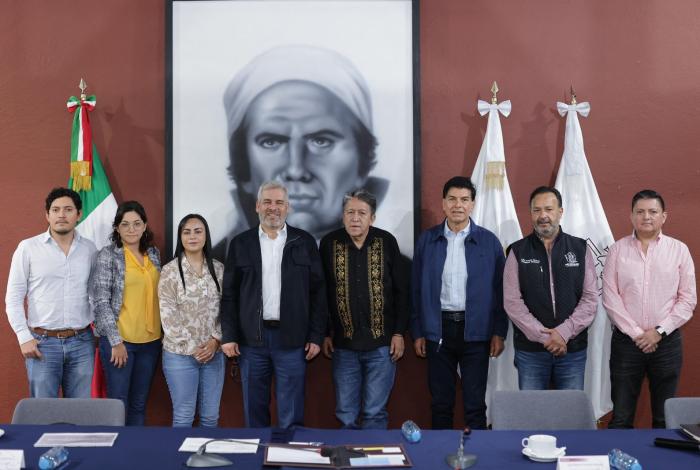 Avanza en Michoacán programa de Vivienda para el Bienestar: Bedolla