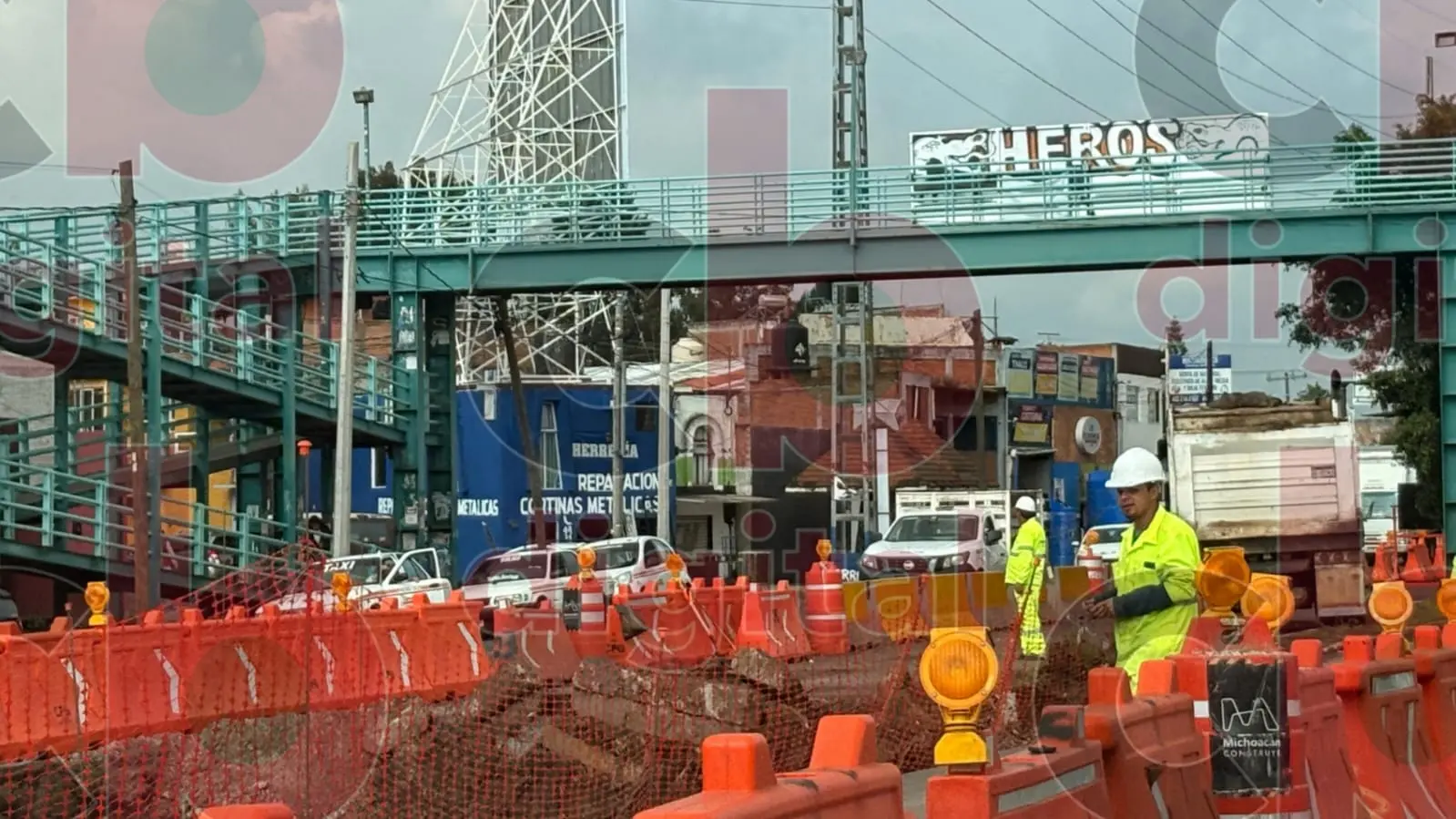 Avanza la construcción del distribuidor vial de salida a Pátzcuaro