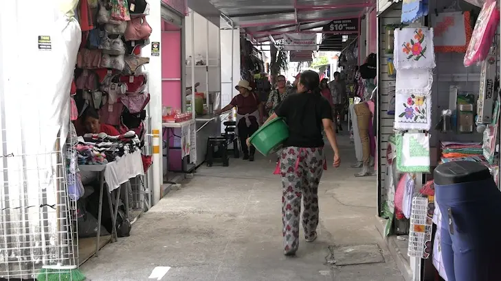 Avanza reapertura de locales bajo el estacionamiento del Mercado Independencia