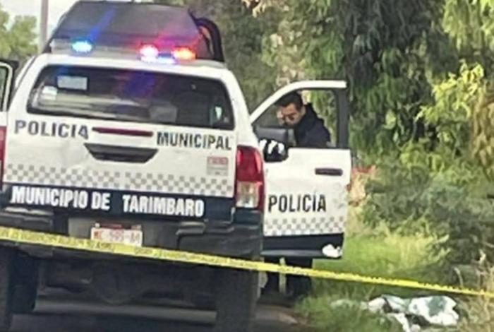 Ayúdanos a identificar a un hombre encontrado mu3rto en canal de Cuparátaro