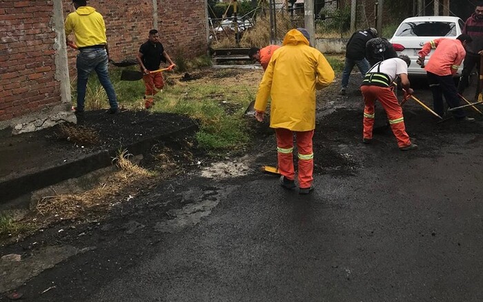 Ayuntamiento de Morelia limpia áreas vulnerables para prevenir inundaciones