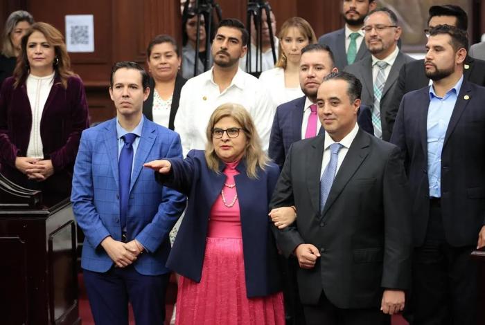 Azucena Marín Correa toma protesta como nueva Magistrada del TAAM de Michoacán