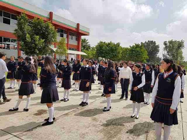 Bachilleratos y Tecnológicos dejaron de manejar efectivo en sus ingresos estudiantiles