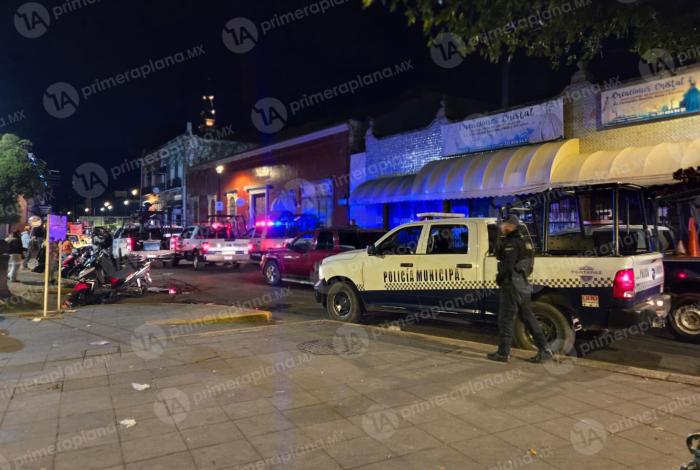 Bal3an a un adolescente dentro de un billar en Zamora