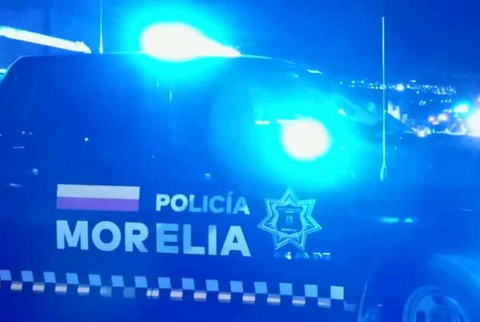 Baleado deambula por calles de Morelia; recibe auxilio y es hospitalizado