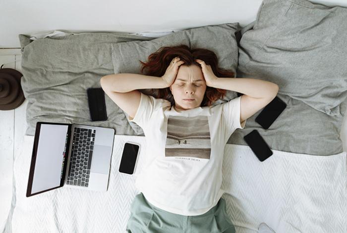“Bed-rotting”: la tendencia viral de pasar días en la cama que preocupa a expertos