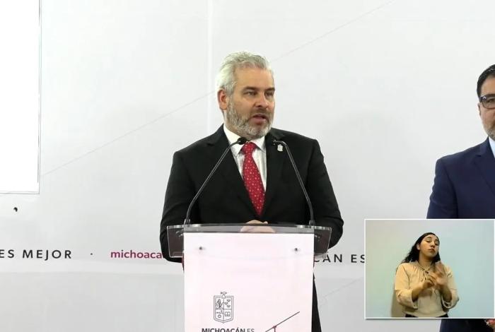 Bedolla atribuye narcomantas a estrategia de comunicación criminal