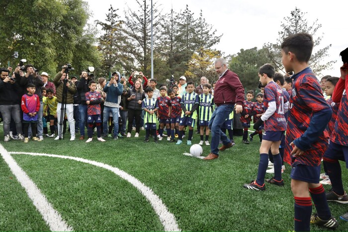 Bedolla inaugura primera etapa del Parque Espazio 200 en Morelia