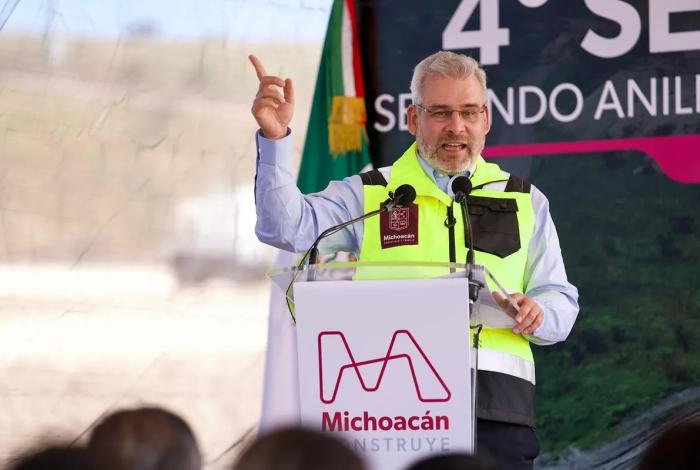 Bedolla revela que uno de los escoltas de Carlos Manzo está prófugo