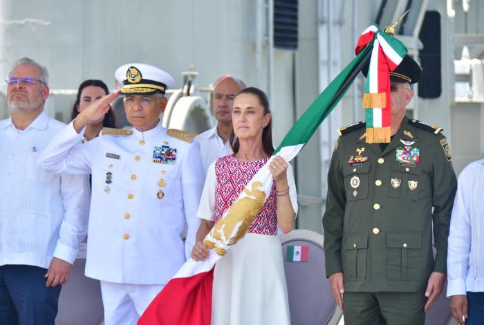 Bedolla y Sheinbaum honran a la Marina Armada desde Michoacán