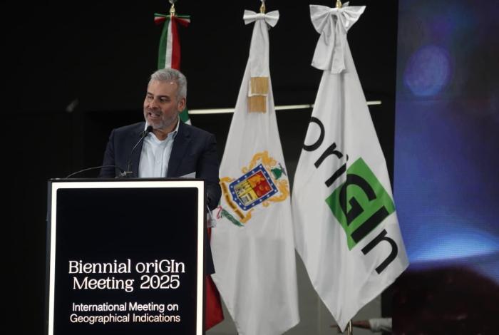Bienal oriGIn reúne a 16 países en Michoacán