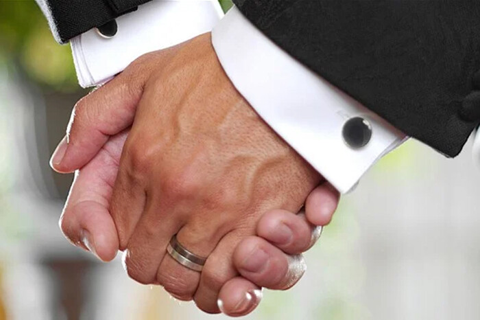 Bodas igualitarias aún afrontan discriminación de empresas en México tras casi una década