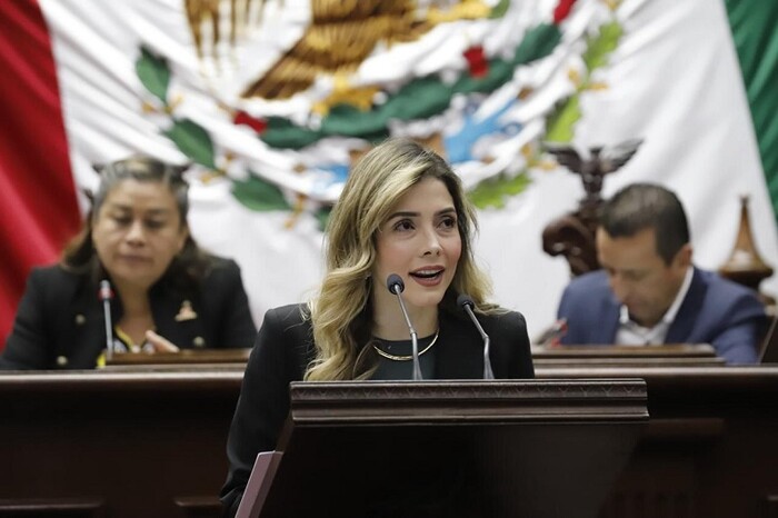 Brissa Arroyo propone tipificar como delito la creación de imágenes sexuales con IA