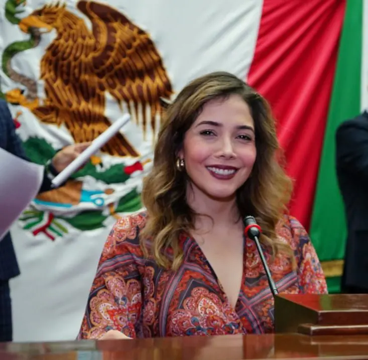 Brissa Arroyo tiende puentes de comunicación con diversos actores políticos