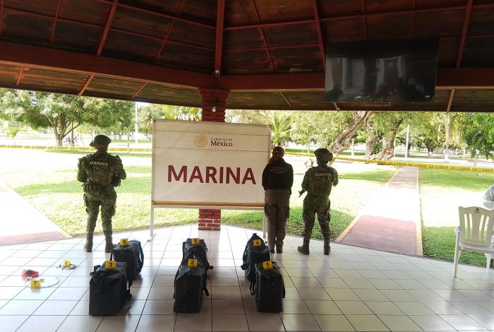 Cae cargamento de cocaína en el puerto de Lázaro Cárdenas; hallan más de 170 kilos ocultos en contenedores