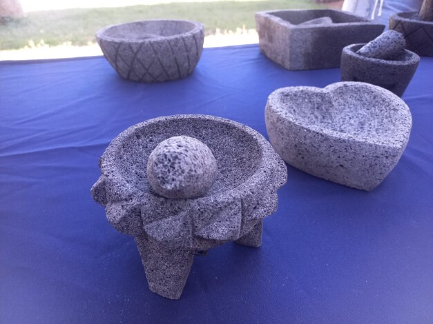 Calienta motores la Feria del Molcajete de San Nicolás Obispo