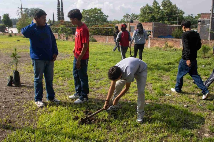 Campaña de Reforestación en la Escuela Secundaria Federal «Jesús Romero Flores»