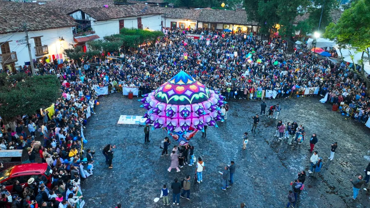 Cantoya Fest 2025 rompe récords en Pátzcuaro: afluencia histórica, saldo blanco y gran derrama económica