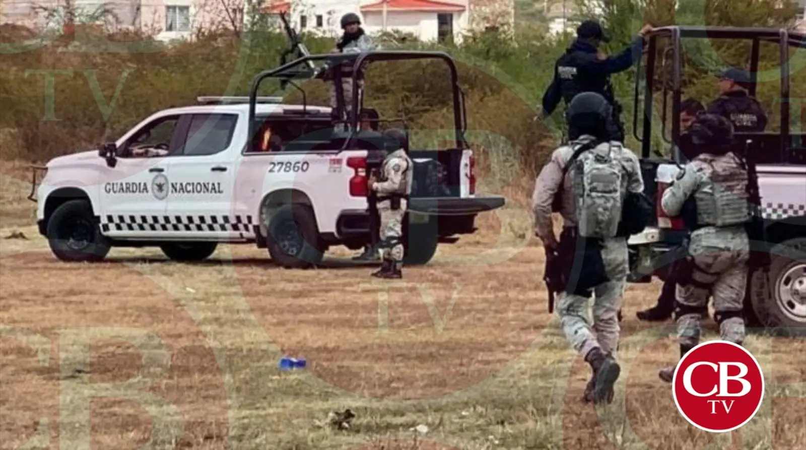 Captura GN a seis sicarios con armamento en Tocumbo