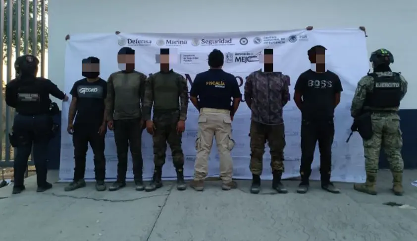 Capturan en Buenavista a seis hombres con siete armas largas y más de 400 cartuchos