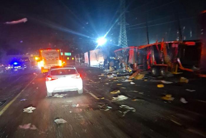 Carambola en la Siglo XXI deja tres personas lesionadas