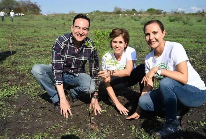 Carlos Soto consolida a Zamora como referente ambiental con el distintivo “Ciudad Árbol del Mundo”