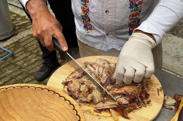 Carnitas michoacanas, se quedan en el paladar de Italia