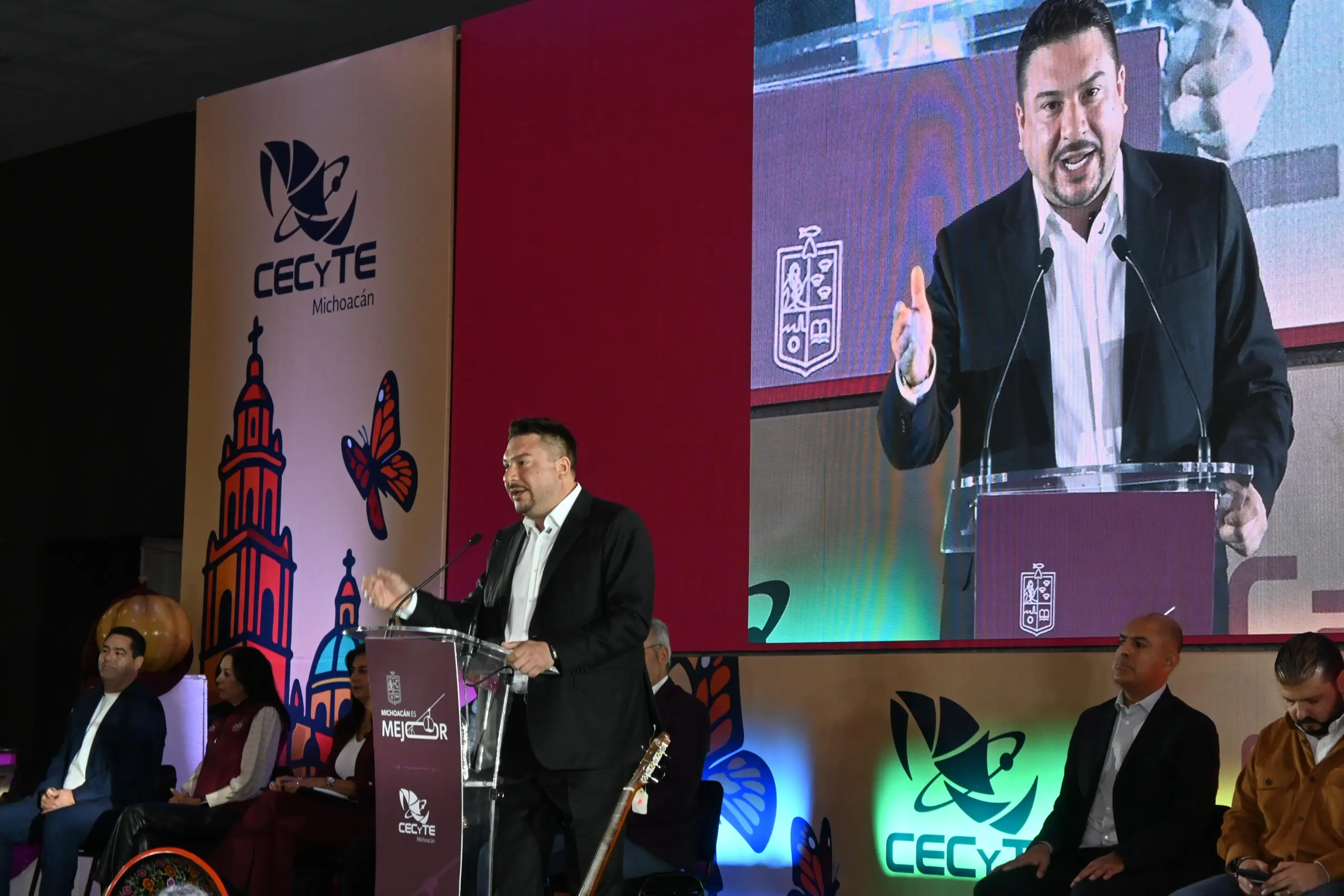 CECYTEM entre los mejores competidores mundiales asegura Juan Carlos Velasco