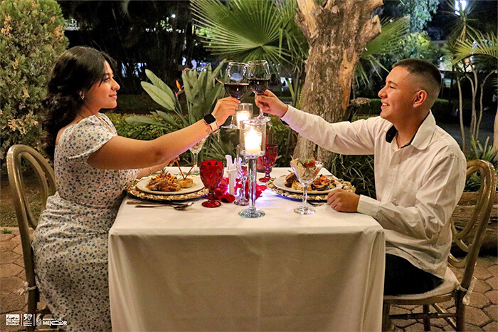 Celebra el amor con una cena romántica en el Zoo de Morelia, de 3 mil 200 pesos por pareja