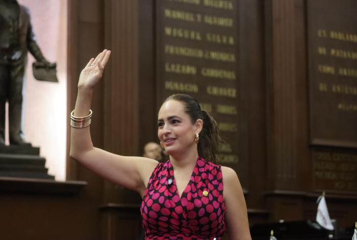 Celebra Sandra Arreola aprobación de “Ley Cazzu” en pro del bienestar infantil