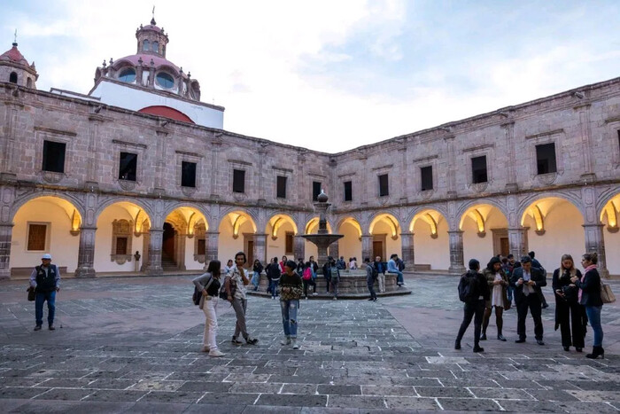 Centro Cultural Clavijero: cuna de arte y cultura en Morelia