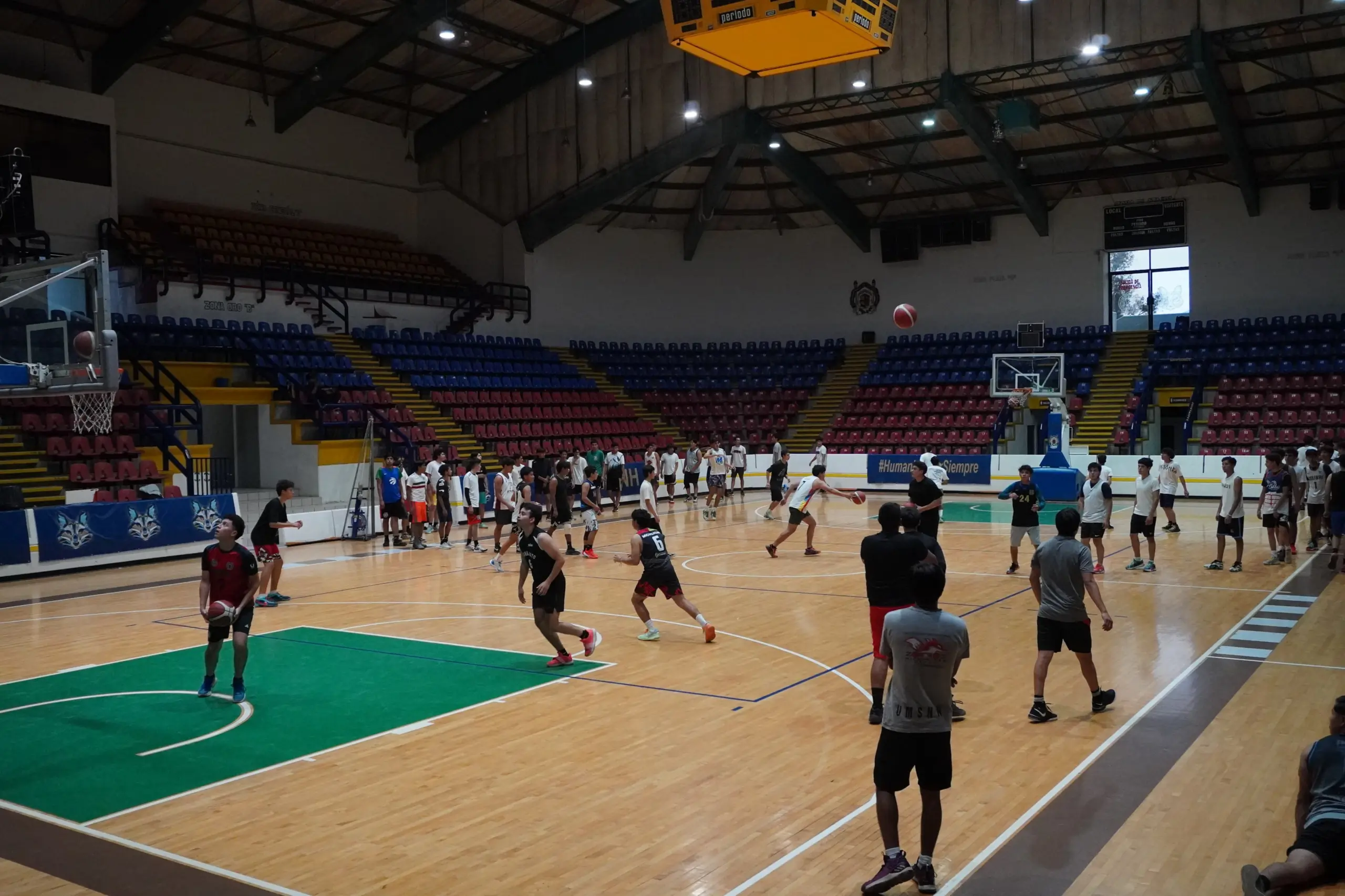 Cerca de mil alumnas y alumnos asistieron a las visorías de la UMSNH