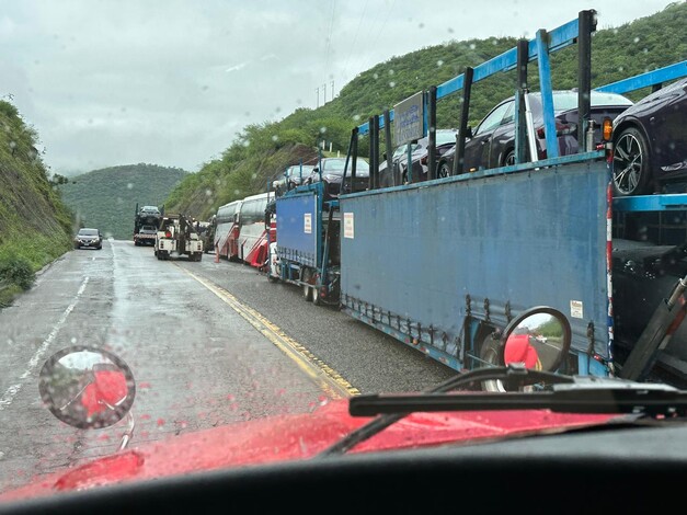 Choque en Autopista Siglo XXI