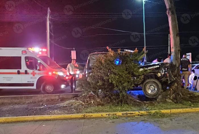 Choque en la Madero Poniente de Morelia deja dos l3sion4dos