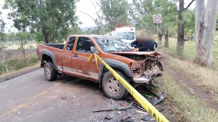 Choque frontal en la Morelia-Mil Cumbres deja un muerto y dos lesionados