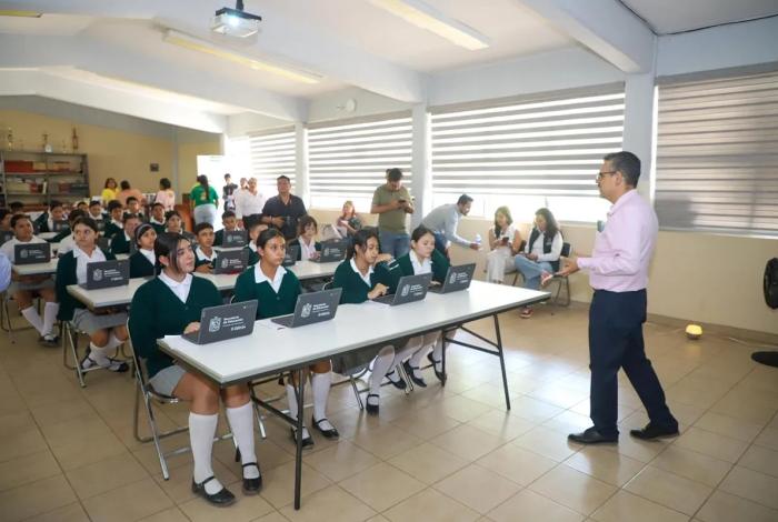 Ciclo escolar 2025-2026: No todos regresaron a clases en Michoacán