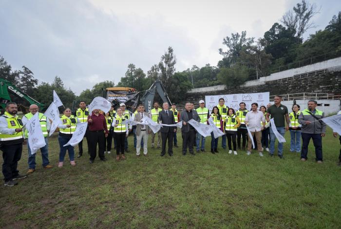 Ciclo escolar en secundaria 2 inicia con arranque de obra: Luis Navarro