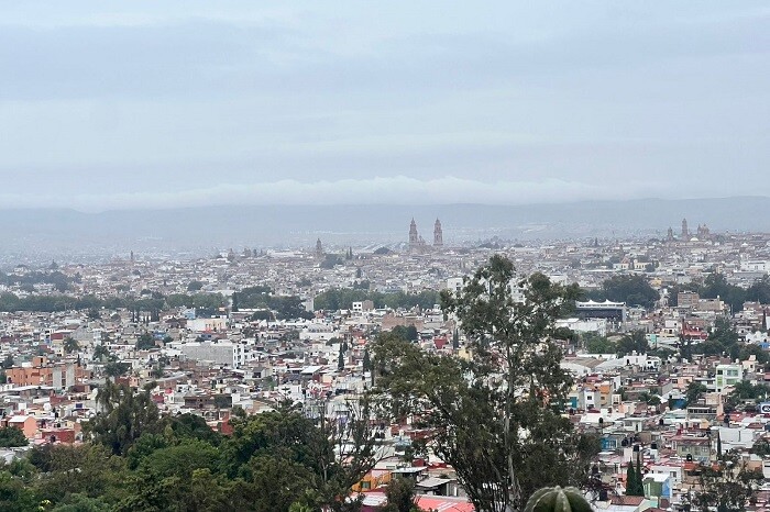 Cielo nublado para la tarde de este domingo con probabilidad de lluvia, en Morelia