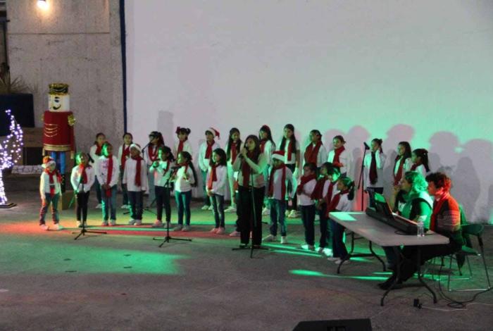 Cientos de familias disfrutaron la Posada-Pastorela del Colegio de Morelia