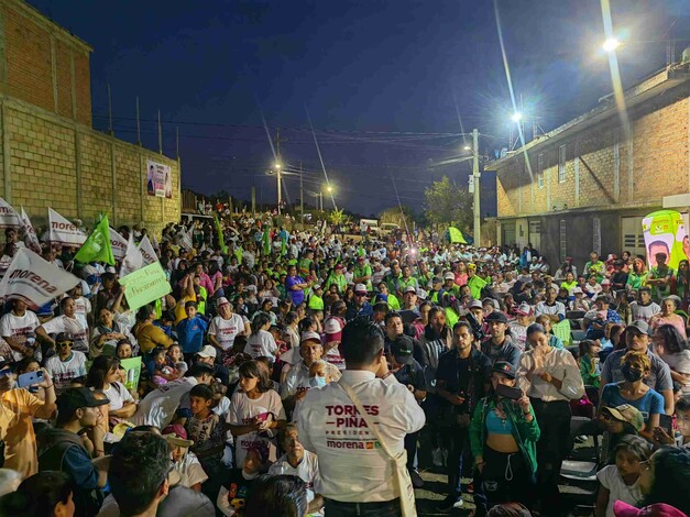 Cientos de vecinos de Ciudad Jardín ratifican su respaldo a Torres Piña